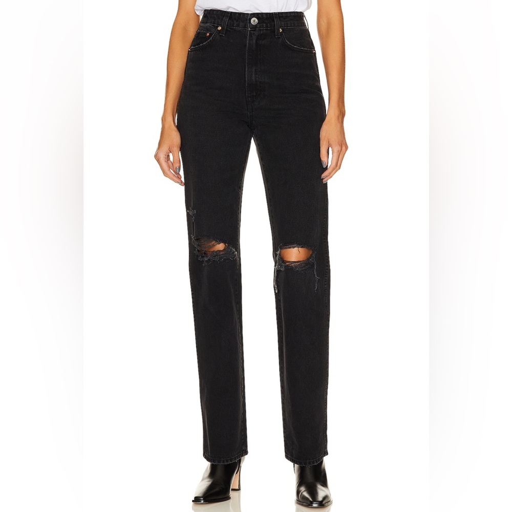 GRLFRND Sara Super High Rise Slim Straight in Black
